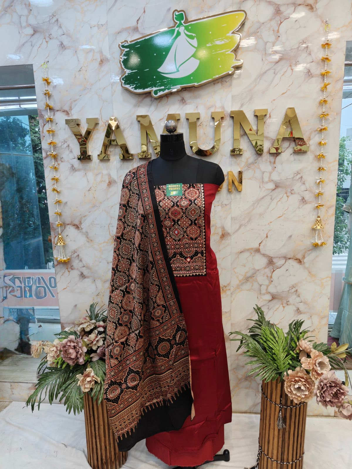 Gaji Silk Printed Dress Material ✨