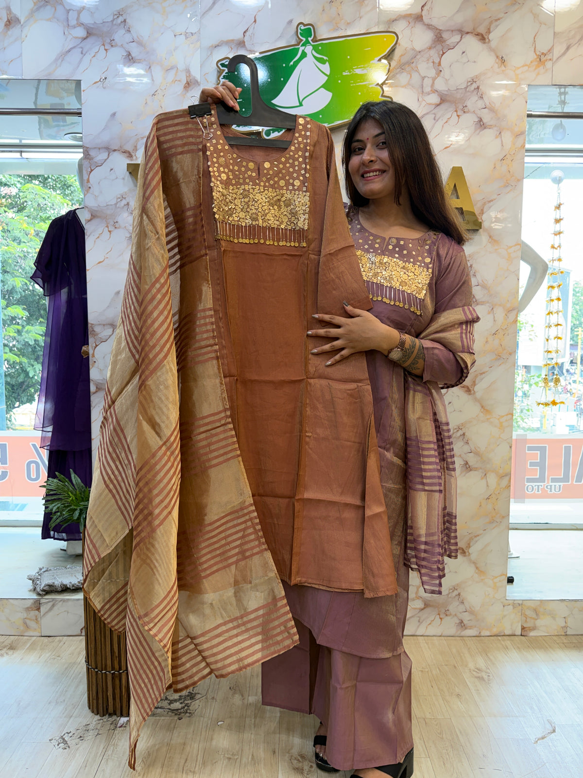 💜 Shimmer Tissue Ethnic Wear