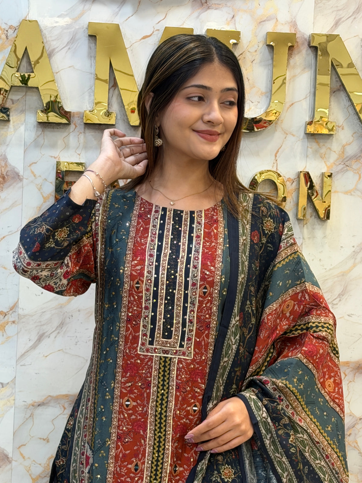 🌺 Royal Indigo Printed Kurti Pant Dupatta Set ✨