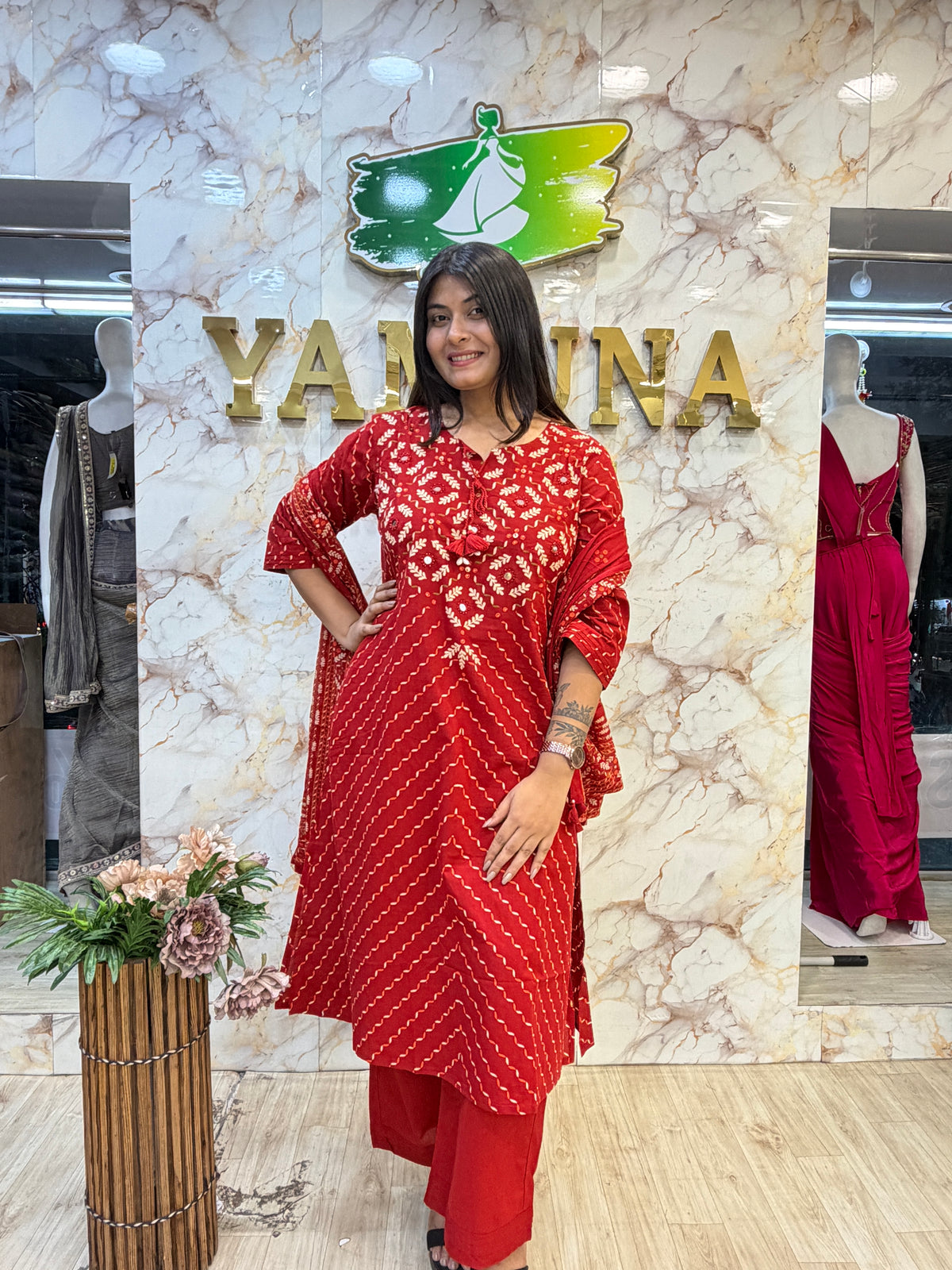 ❤️ Ruby Red Printed Kurti Pant Dupatta Set