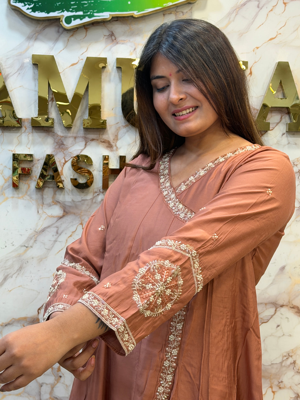 🌸 Rosewood Elegance – Embroidered 3 Pc Suit ✨