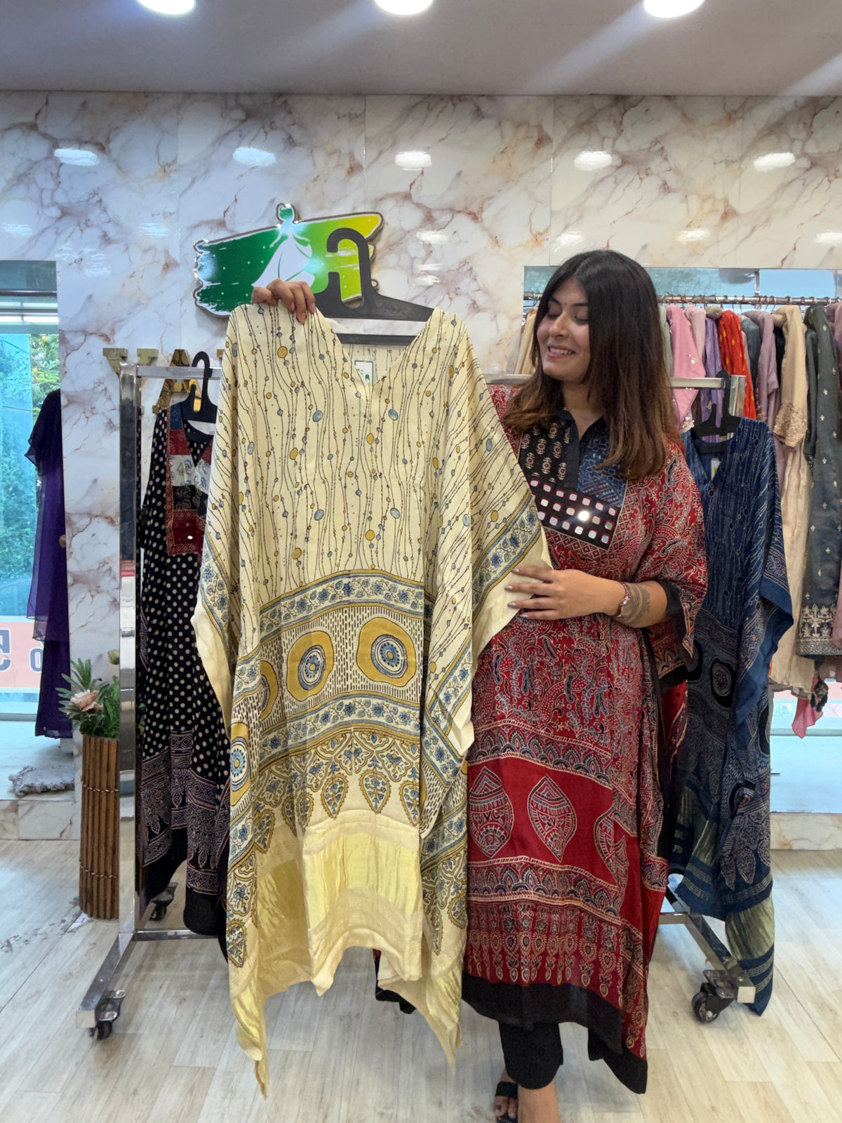 🌸 REGAL GAJI SILK KAFTAN CHARM 🌸
