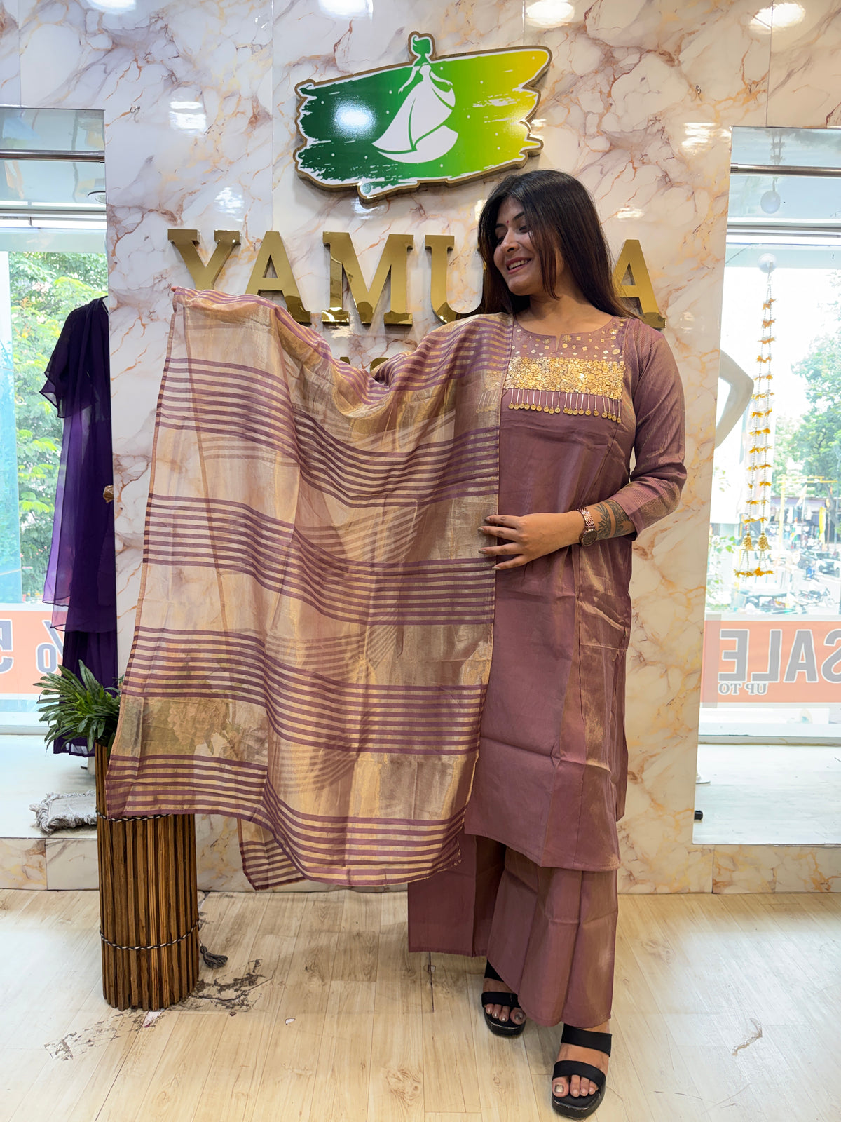💜 Shimmer Tissue Ethnic Wear