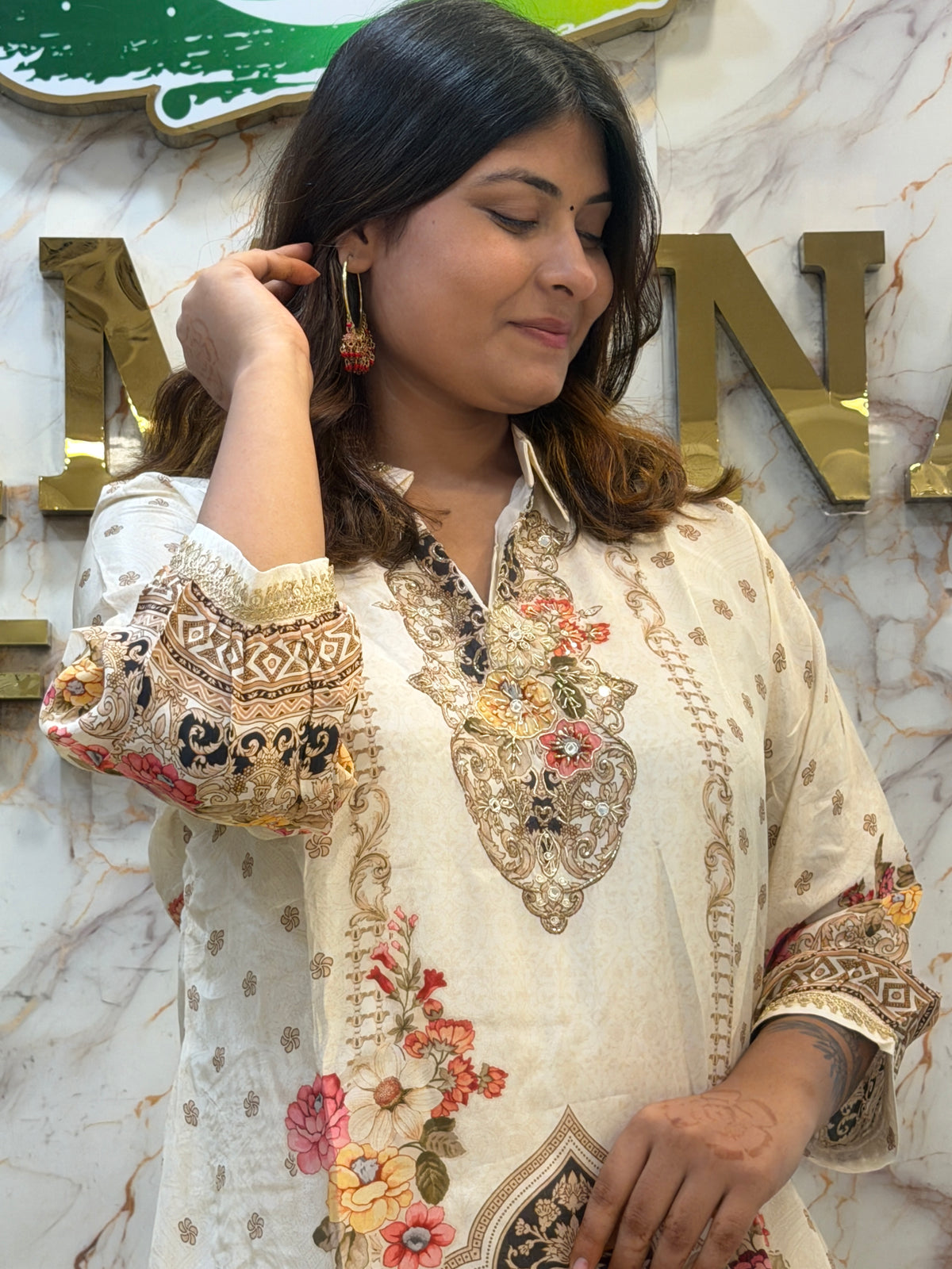 Elegant Farsi Salwar Suit with Printed Dupatta