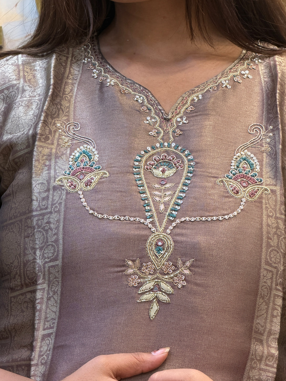 ✨ Champagne Taupe Elegance – 3 Pc Suit Set 🤎
