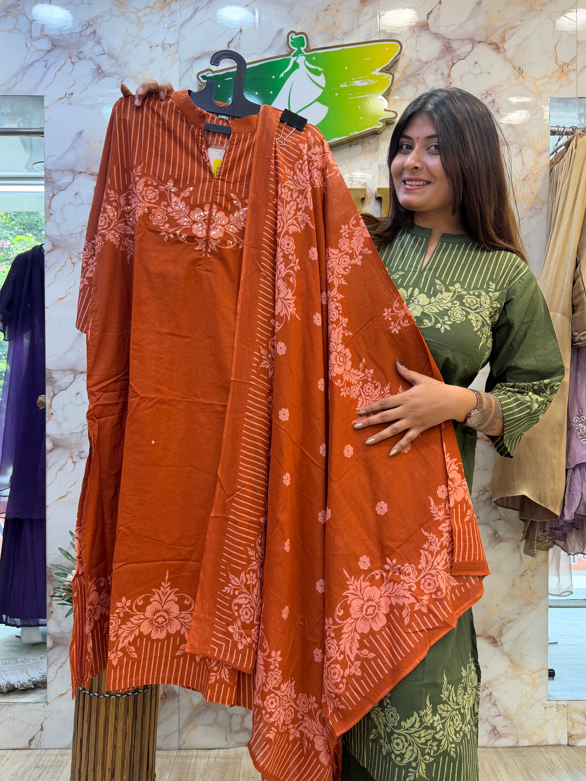 🌿 Elegant Cotton Kurti Dupatta Pant Set 🌿
