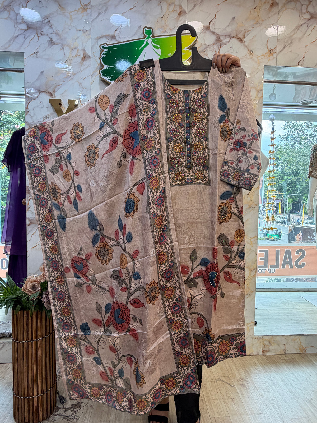 ✨POLY CHINON KURTI DUPATTA PANT SET✨