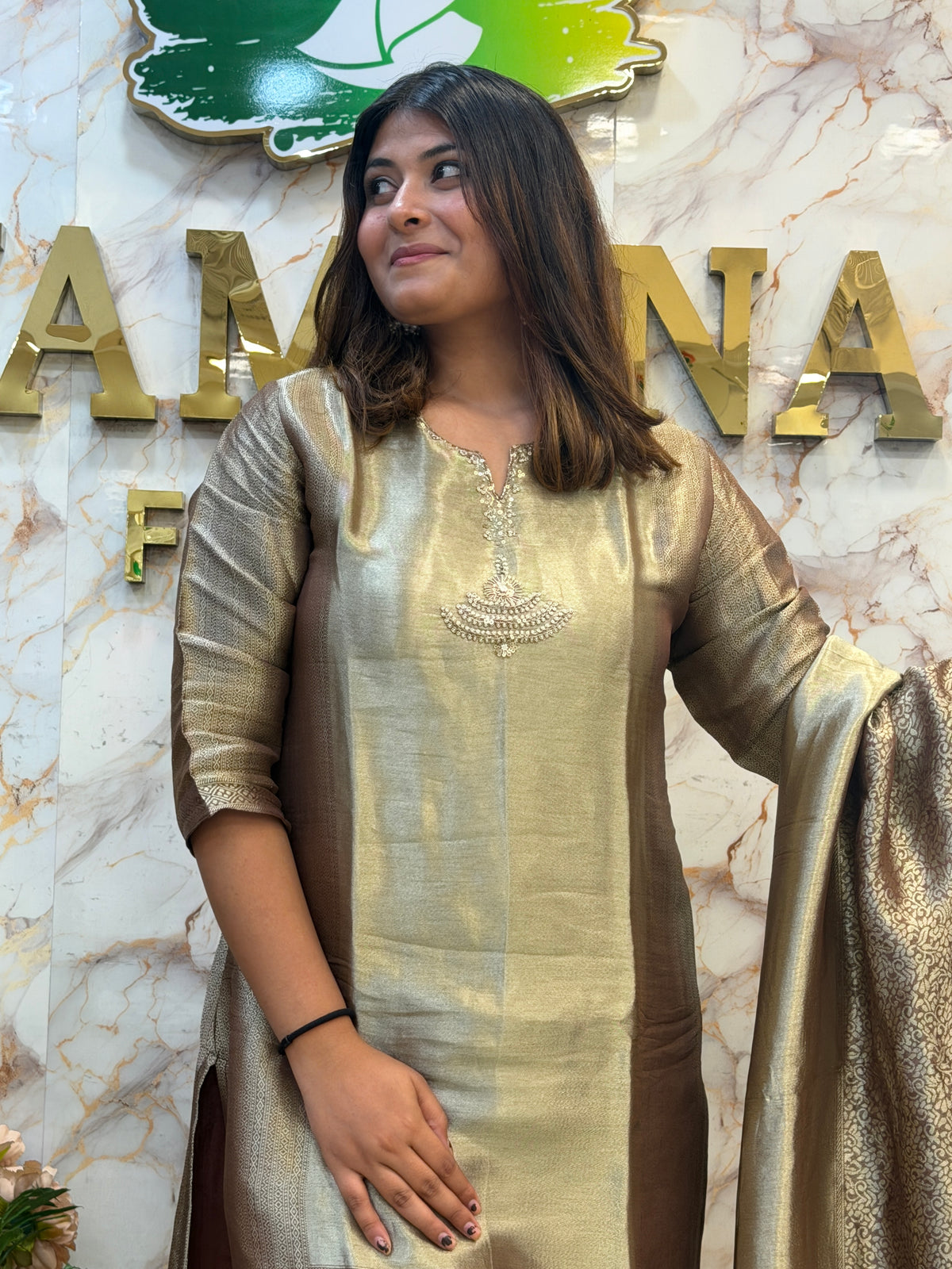 Banarasi Elegance in Giraffe Silk
