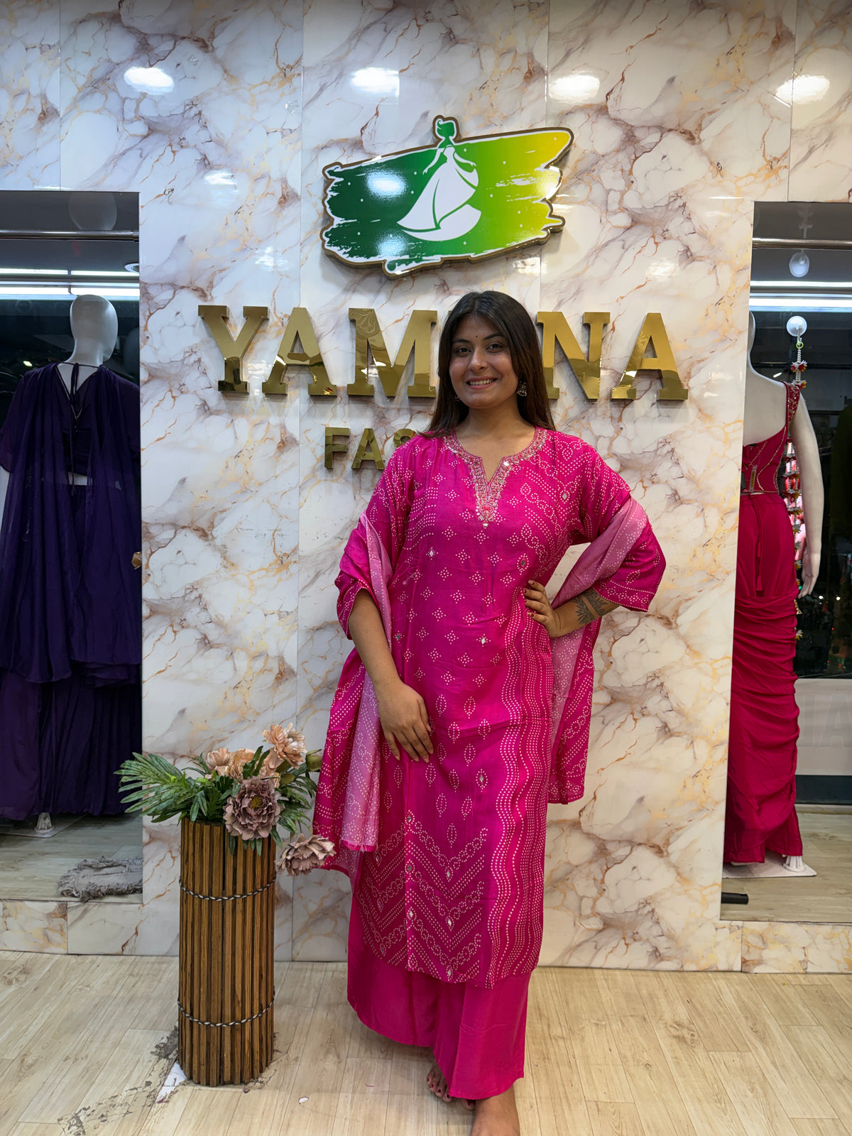 💗 Fuchsia Printed Kurti Pant Dupatta Set
