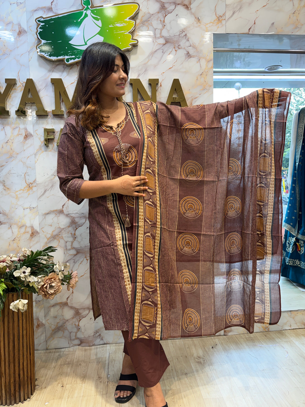 Elegant Cotton Kurti Pant Dupatta Set