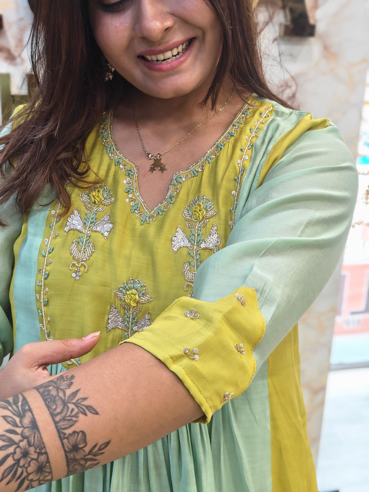 ELEGENT KURTI PANT DUPATTA