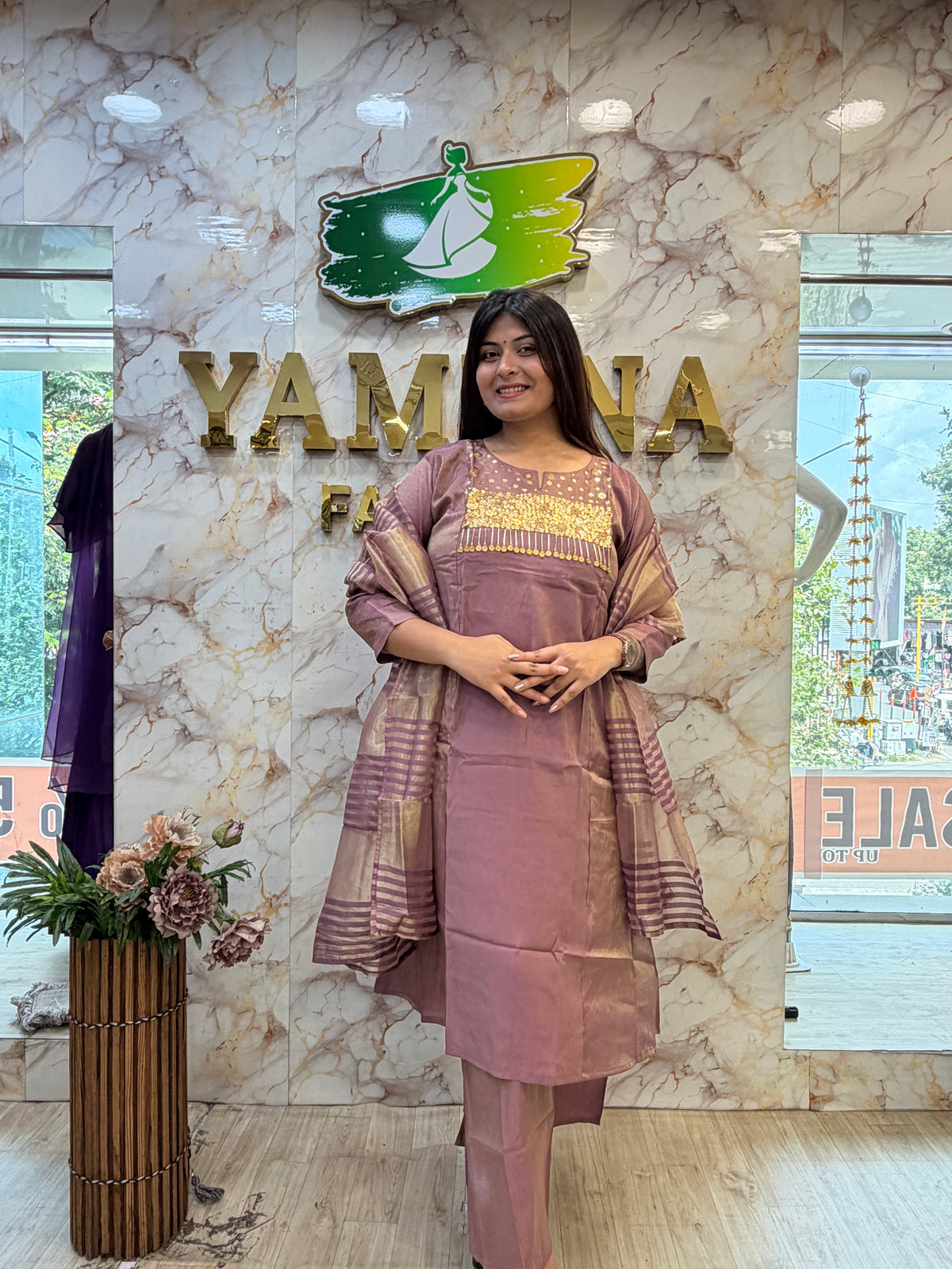 💜 Shimmer Tissue Ethnic Wear