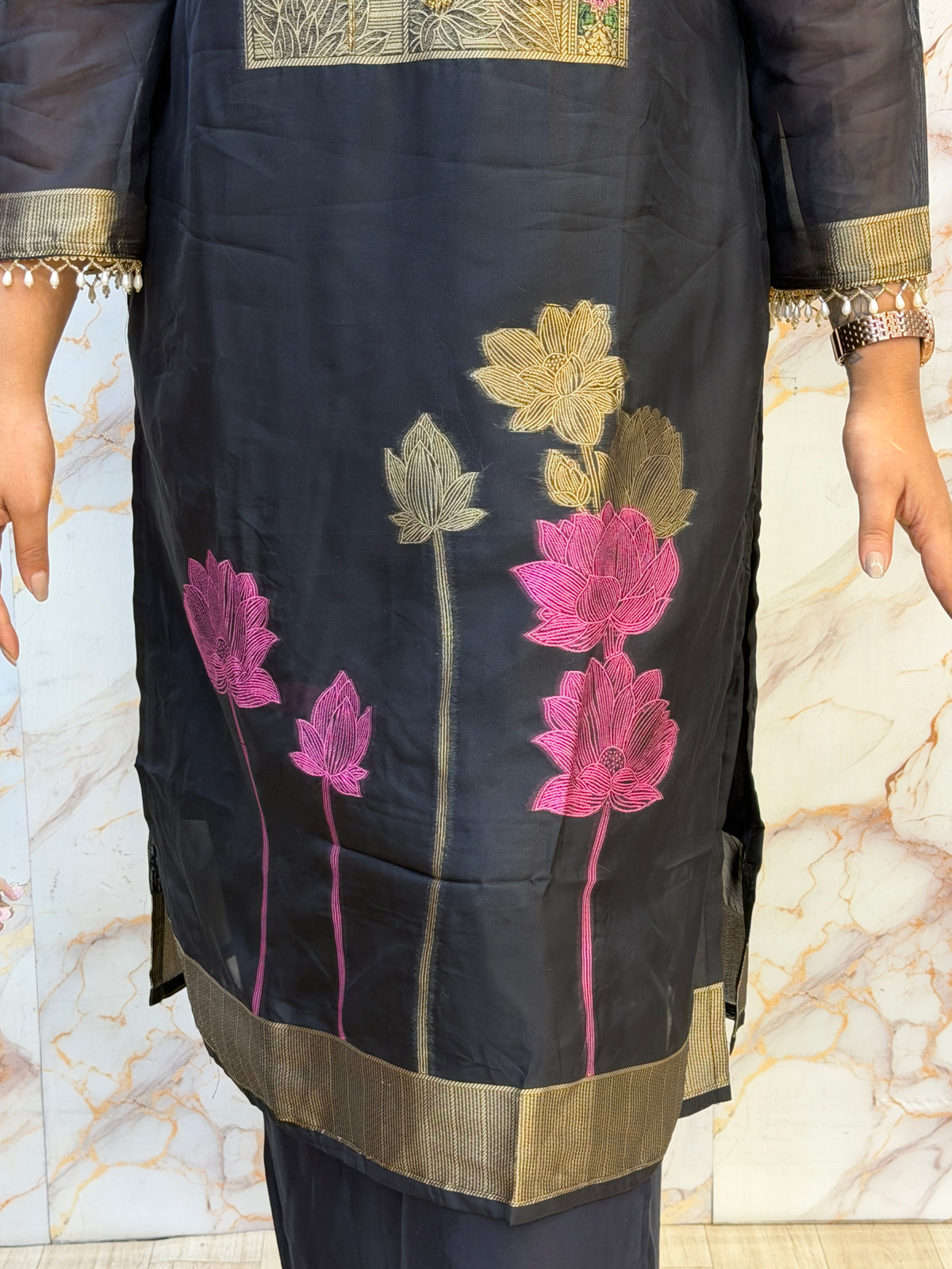 🖤🌸 Elegant Black Floral Kurti Pant Dupatta Set ✨