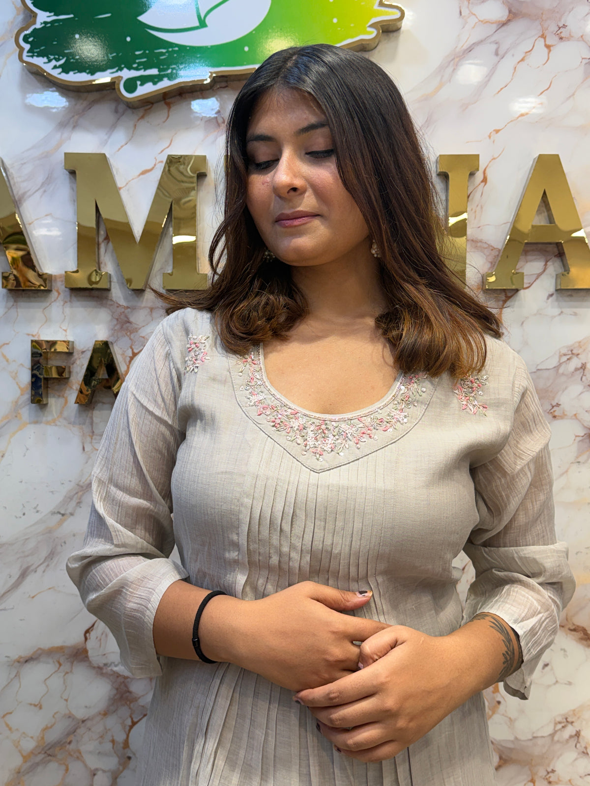 Mul Chanderi Handwork Kurti Pant Dupatta Set ✨