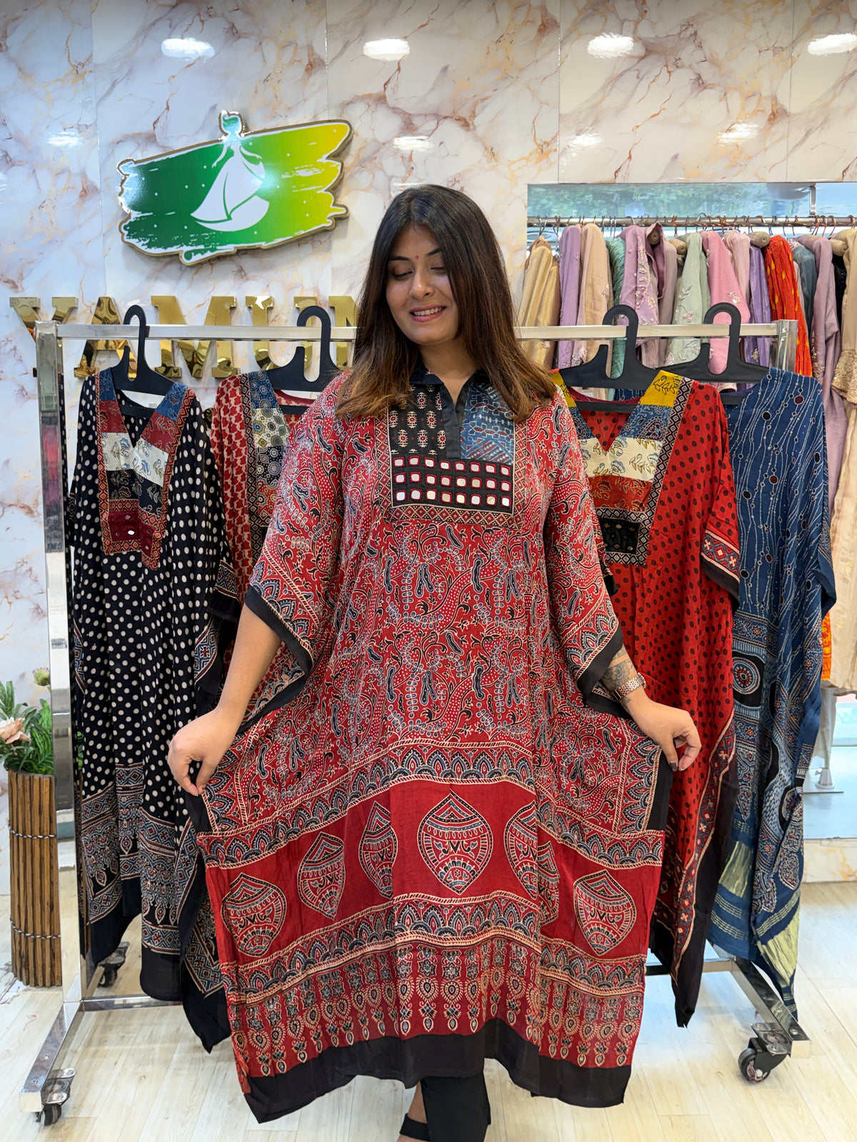 🌸 REGAL GAJI SILK KAFTAN CHARM 🌸